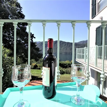 Apartment Meeting By The With Terrace *