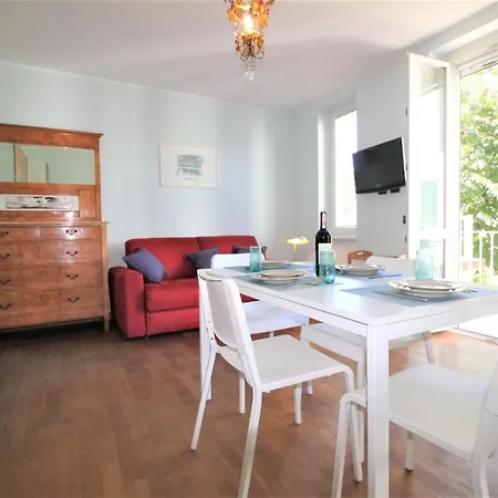 Meeting By The With Terrace Apartment